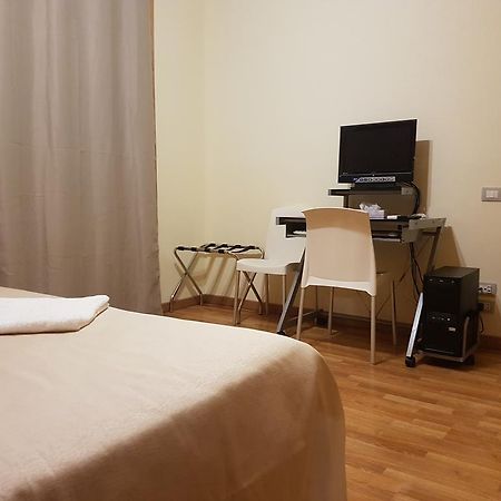 Il Giardino Di Ausonia Bed & Breakfast Reggio di Calabria Bagian luar foto