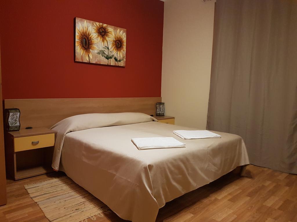 Il Giardino Di Ausonia Bed & Breakfast Reggio di Calabria Bagian luar foto