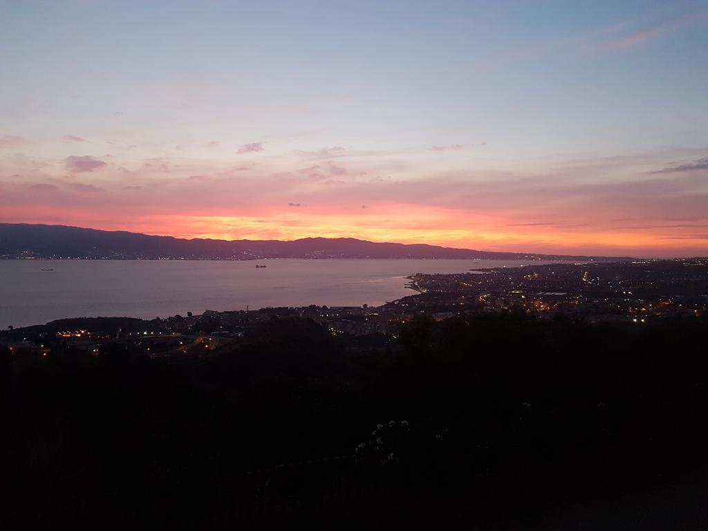 Il Giardino Di Ausonia Bed & Breakfast Reggio di Calabria Bagian luar foto